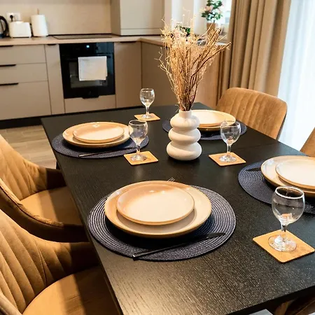 Mountain Retreat-modern 1br W/ Fireplace & Parking 公寓 *