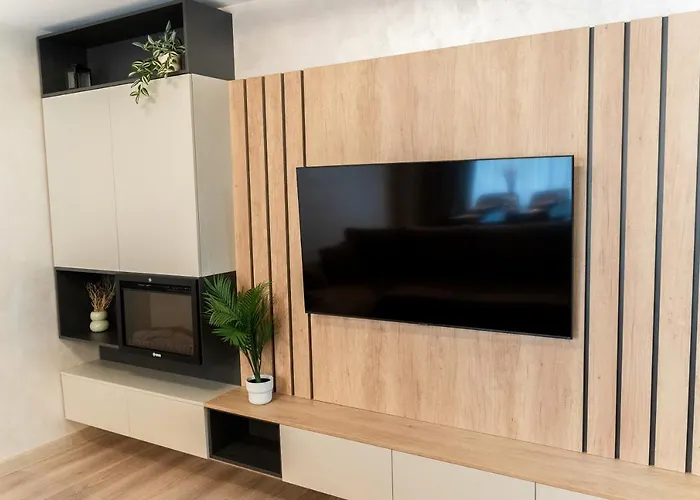 Apartment Mountain Retreat-modern 1br W/ Fireplace & Parking *