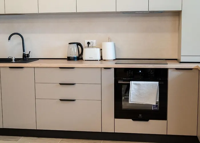 Mountain Retreat-modern 1br W/ Fireplace & Parking *